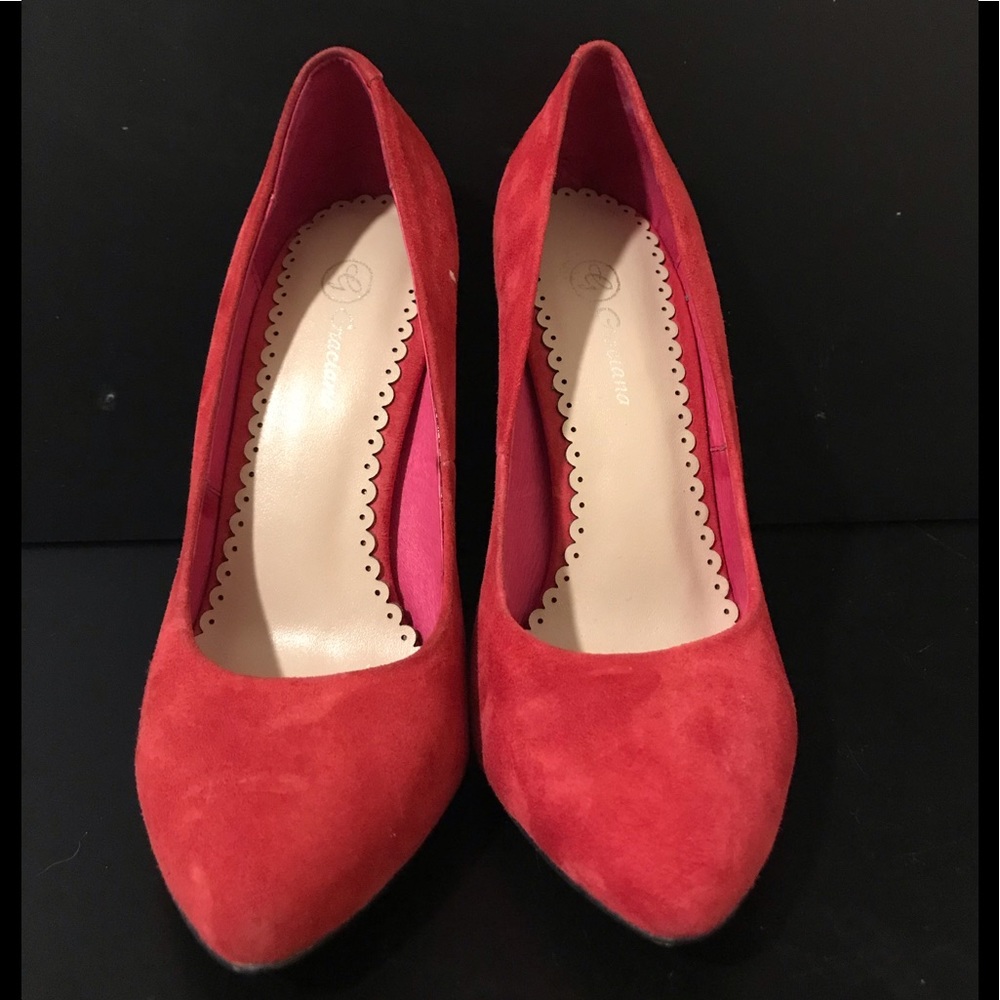 Graciana Red Heels Size 6